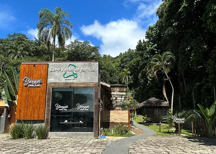 Yannai Chale Praia Ilhabela